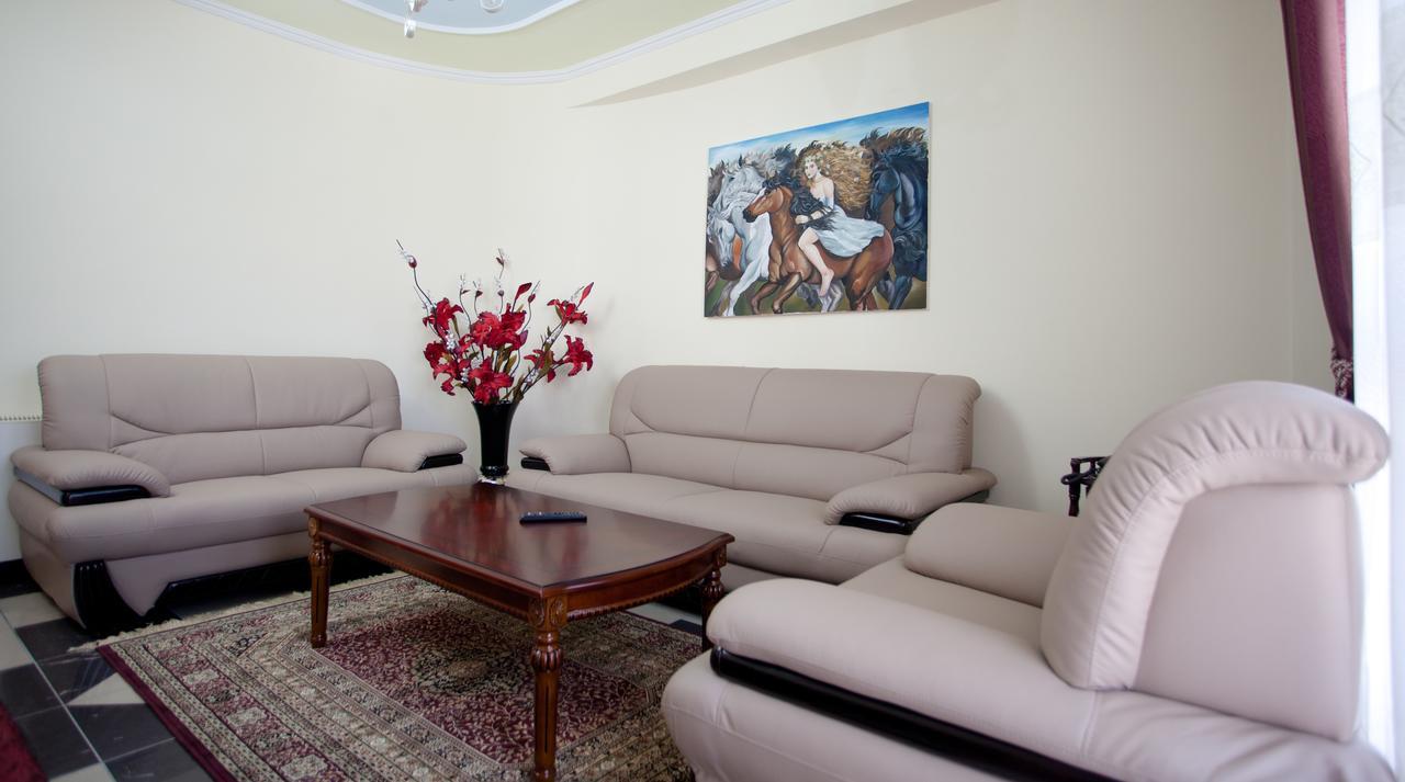 Orchidea Hotel Tirana Exterior foto